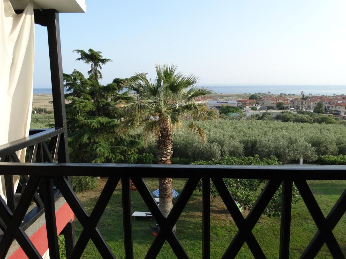 Apartments Karpetis A Green Paradise Psakoudia Exterior foto